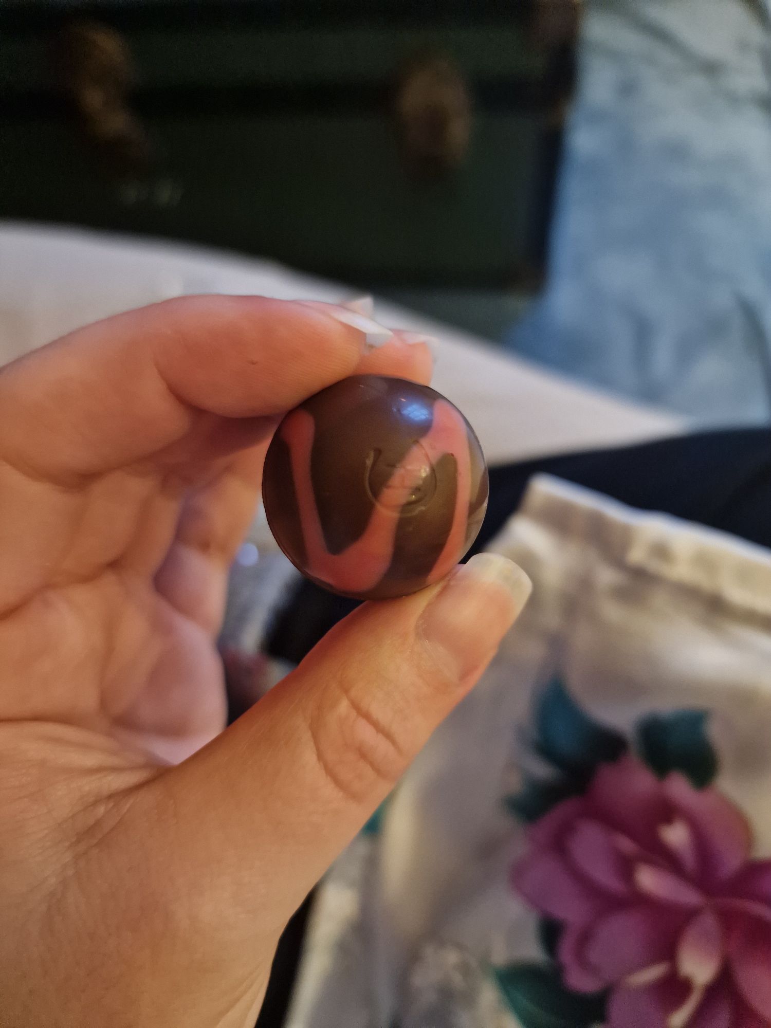 Hotel Chocolat raspberry vegan ganache balls – Taylor Talks Vegan